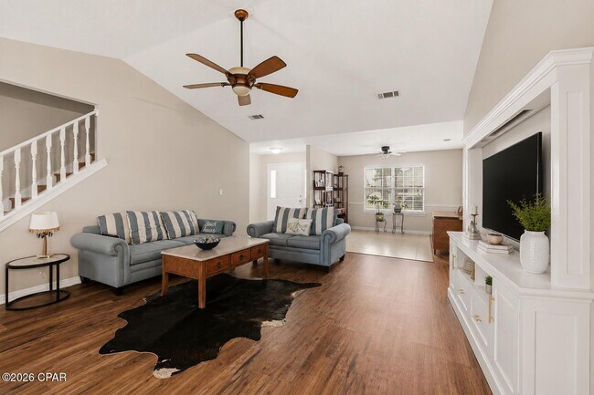 Building Photo - 855 Mande Ct