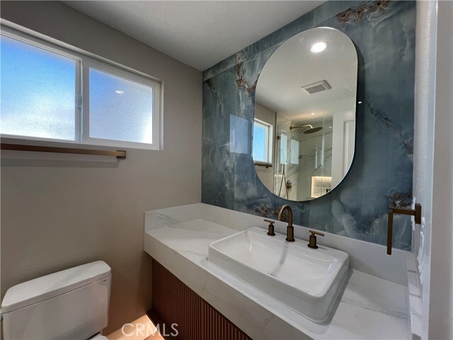 Building Photo - 15785 Stanbrook Dr