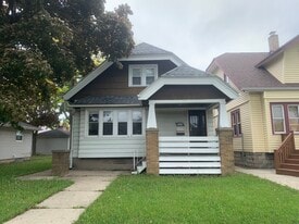 Building Photo - 4555 N 37th St