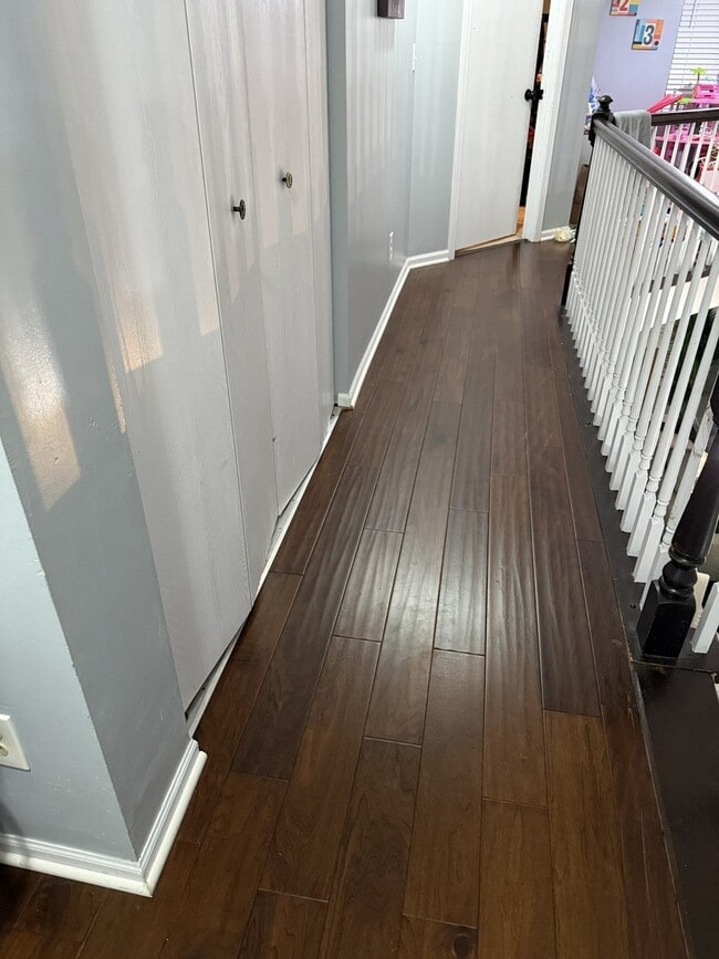 Building Photo - 689 Shannon Dr