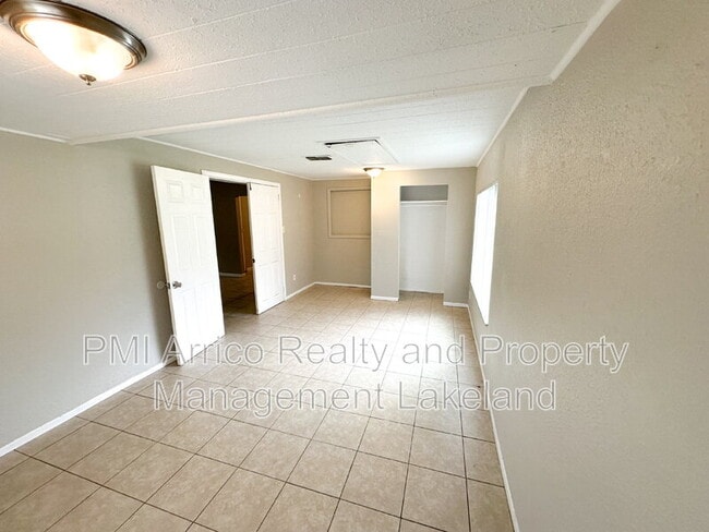 Building Photo - 1595 28th St NW