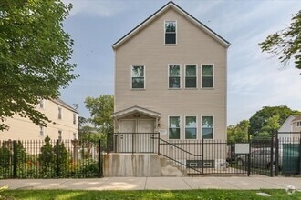 Building Photo - 1234 W 49th Pl