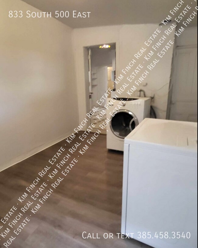Building Photo - 833 S 500 E