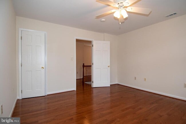 Building Photo - 6733 Gouthier Rd
