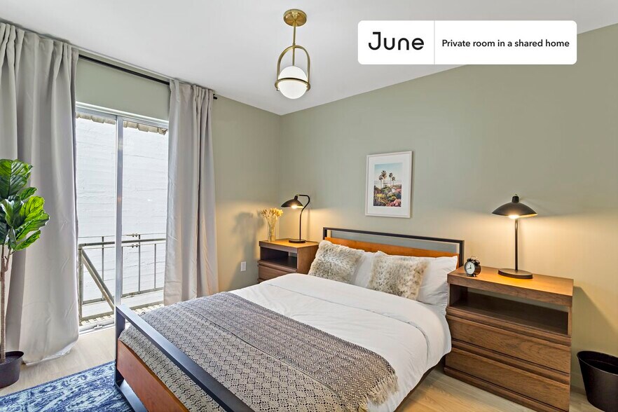 Primary Photo - Room in Shared 5 bed/3.5 bath home