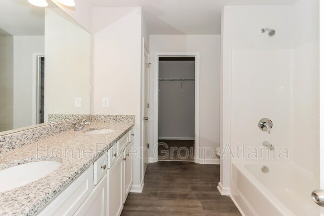 Building Photo - 115 Kingston Ct