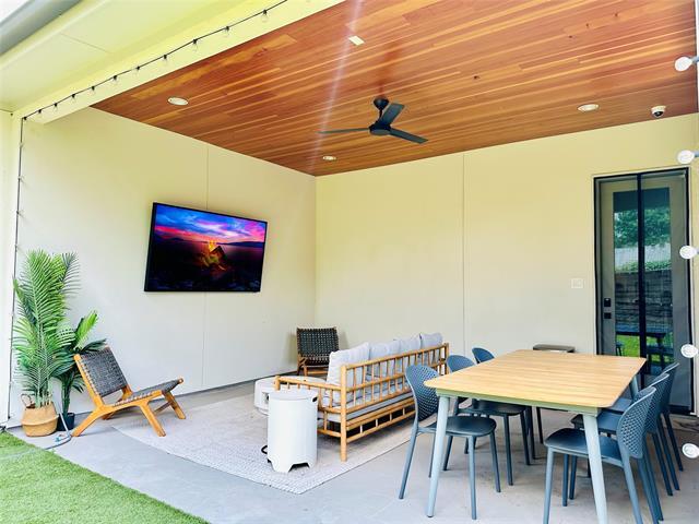 Building Photo - 5129 Miller Ave