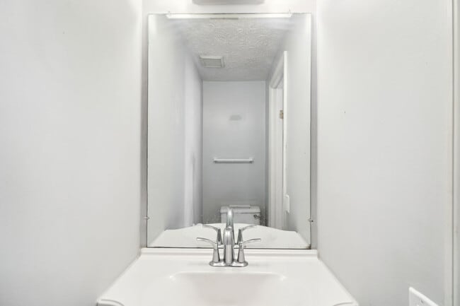 Building Photo - 514 White Surf Terrace