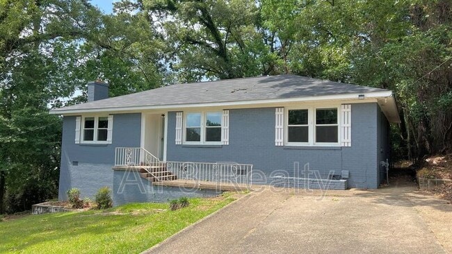 Building Photo - 3505 Pelzer Ave