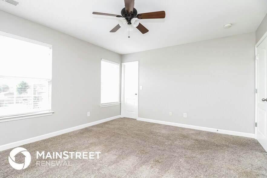 Building Photo - 1129 Matheus Dr