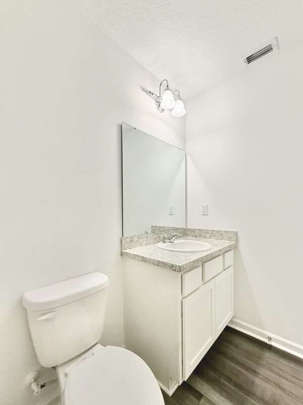 Building Photo - 38057 Elby Ln