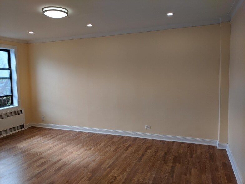 Building Photo - 240 Ocean Pkwy