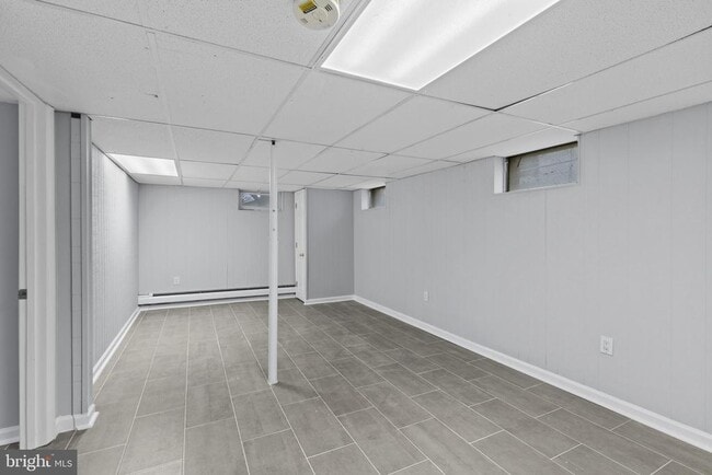 Building Photo - 18 Armor Ct