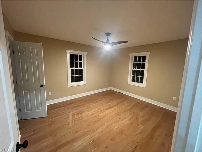 Building Photo - Build Equity While Leasing - Lease to Own