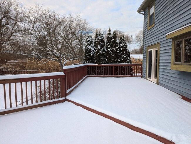 Building Photo - 4 Bedroom Beavercreek Home - AVAILABLE NOW!