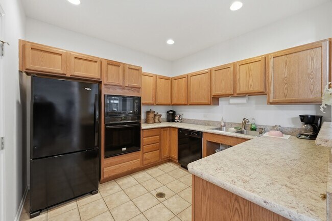 Building Photo - 3133 Falling Waters Ln