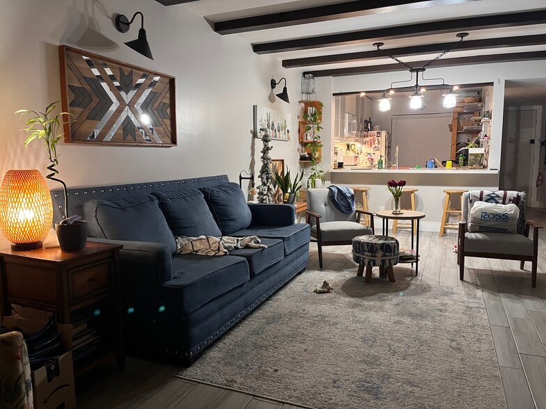 Primary Photo - 4699 Lucerne Lakes Blvd E