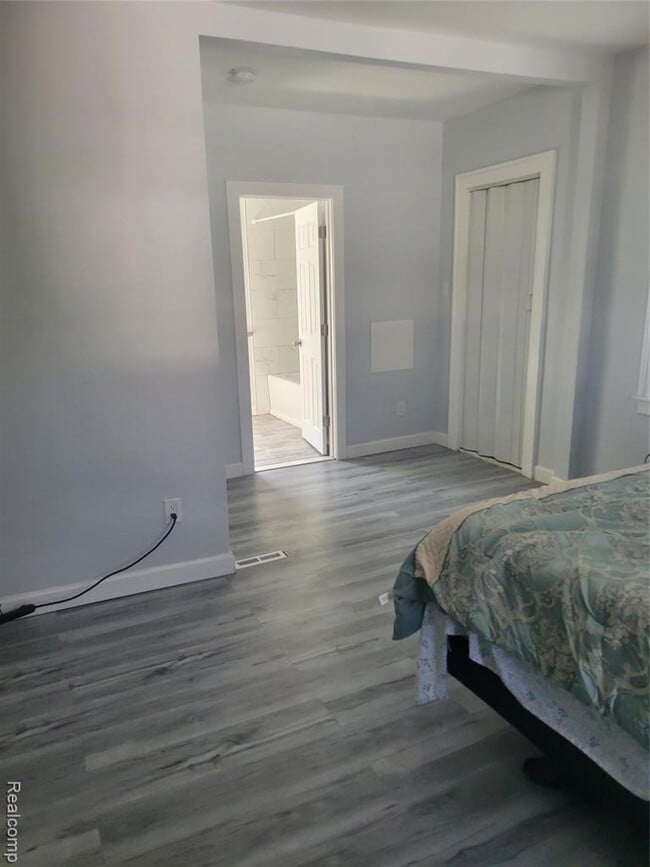 Building Photo - 16199 Monica St