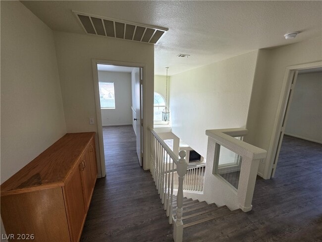Building Photo - 8829 Cornwall Glen Ave
