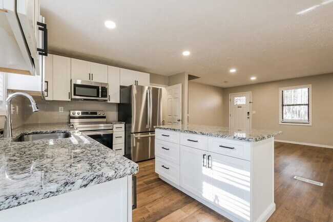 Building Photo - 2433 Anderson Mill Rd