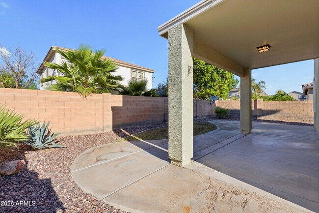 Building Photo - 16018 N 171st Dr