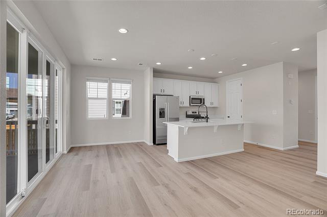 Building Photo - 2548 Simpson Ln
