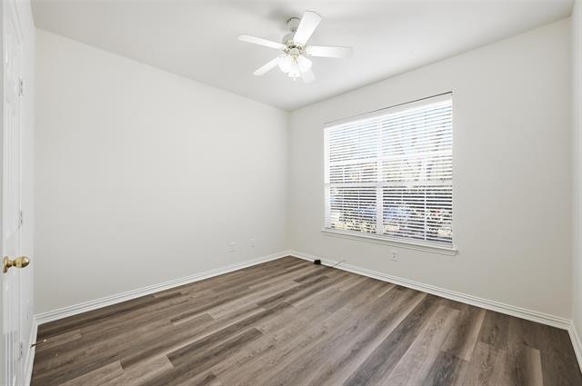 Building Photo - 1718 Clarke Springs Dr