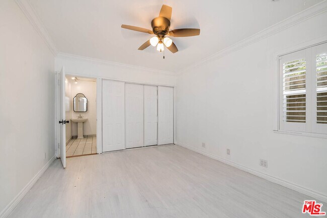 Building Photo - 4309 Gentry Ave