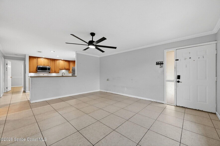Building Photo - 1515 Huntington Ln