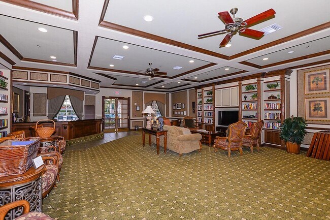 Building Photo - 421 Sunview Way