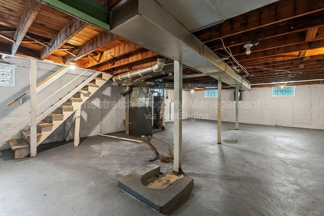 Building Photo - 8124 Titus Rd