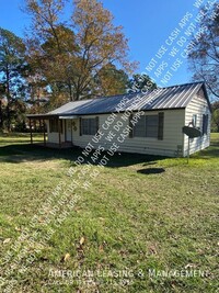 Building Photo - 3-Bedroom 1-Bath Country Home Available fo...