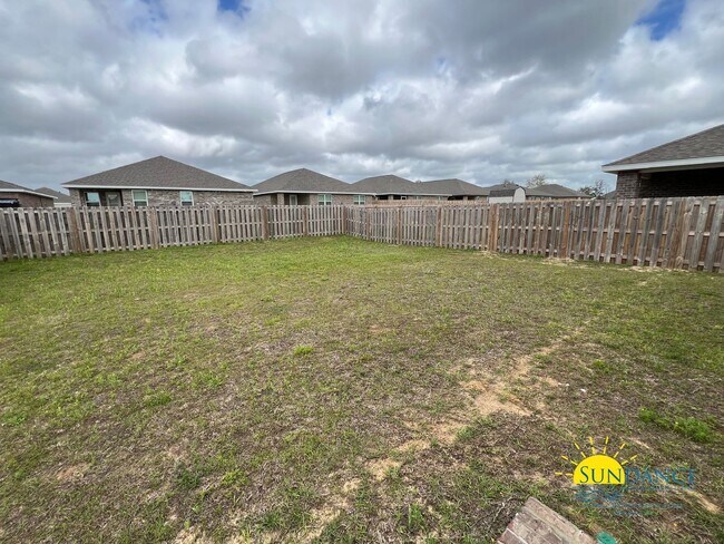 Building Photo - 4740 Airmen Dr