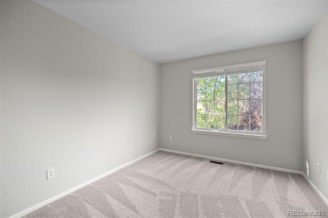 Building Photo - 16100 White Hawk Dr