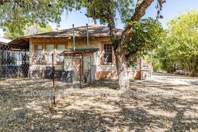 Building Photo - 226 Mc Laughlin Ave