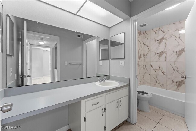Building Photo - 2033 Rookery Bay Dr