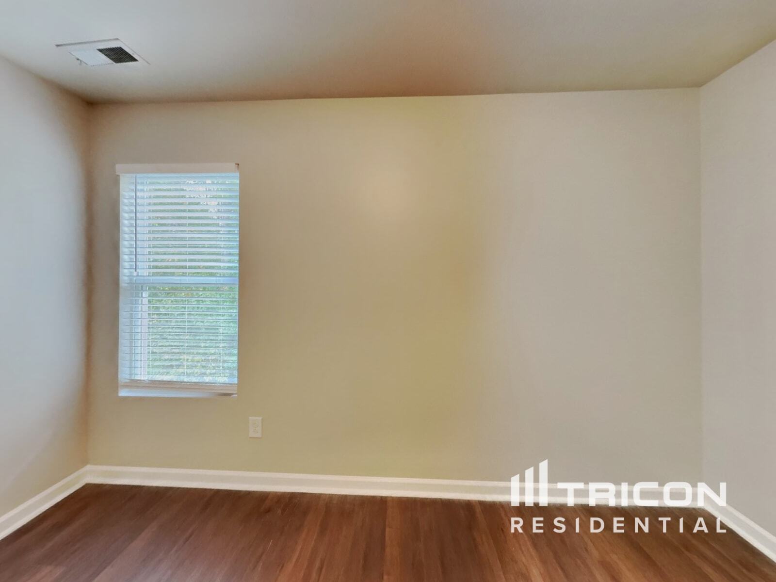 Building Photo - 264 Farrington Dr