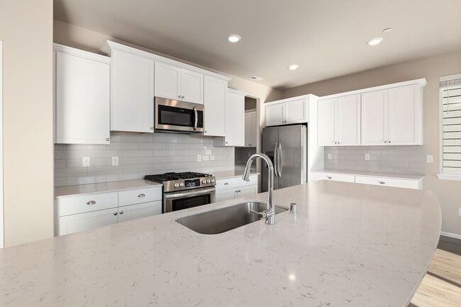 Building Photo - Beautiful 5Bd home in  Marysville