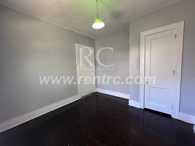 Building Photo - 1115 Harmon-