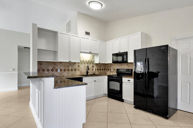 Building Photo - 7870 Blackwood Ln