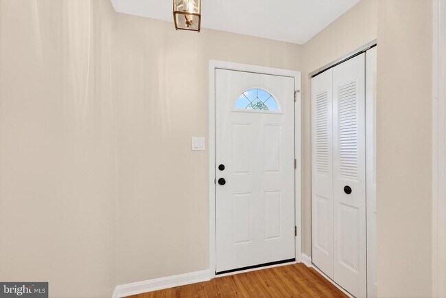 Building Photo - 7306 Eggar Woods Ln