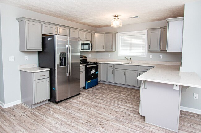 Building Photo - 418 Eagle Pointe Dr
