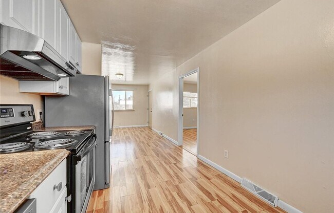 Building Photo - 87 Newland Ct