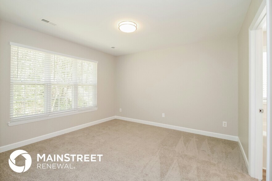 Building Photo - 4510 Frandale Dr