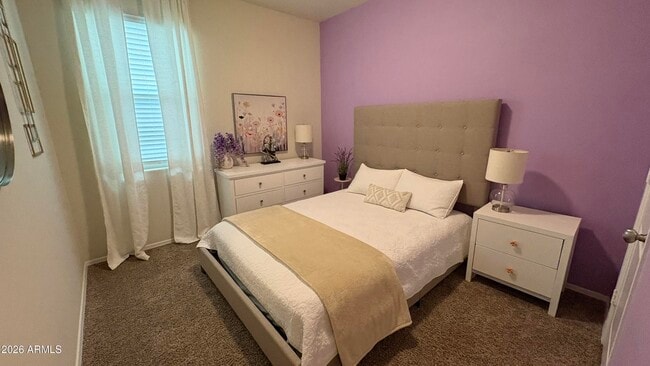 Building Photo - 30998 W Earll Dr