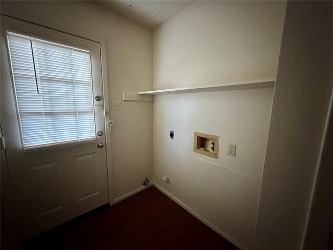 Building Photo - 1510 S Medina St