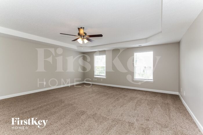 Building Photo - 2217 Thorn Crest Dr