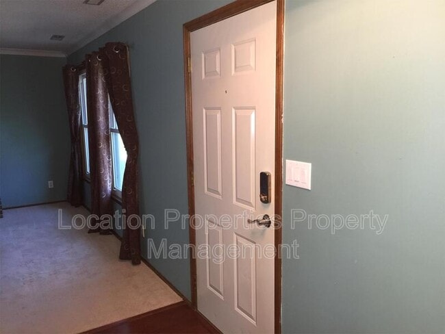 Building Photo - 3824 Stockade Ct