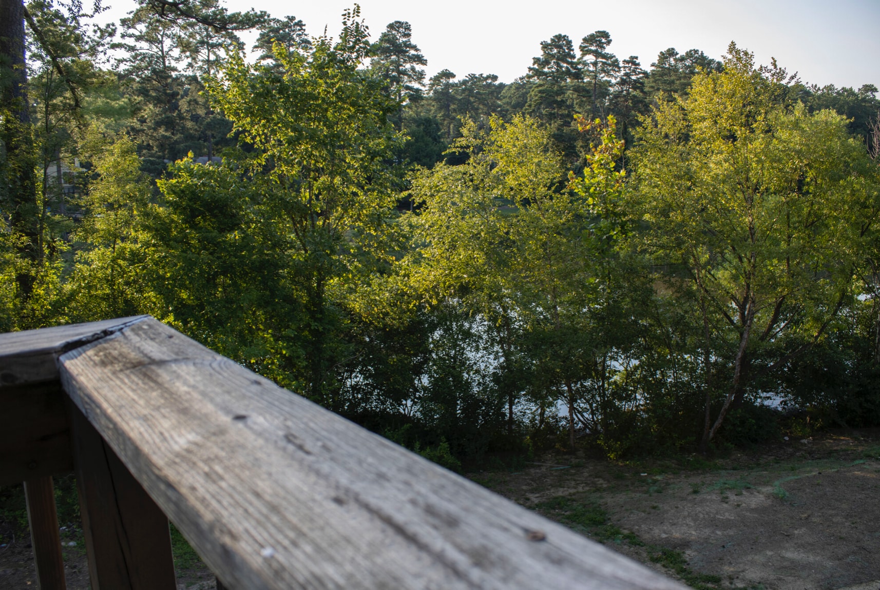 Building Photo - 3035 Huntleigh Dr