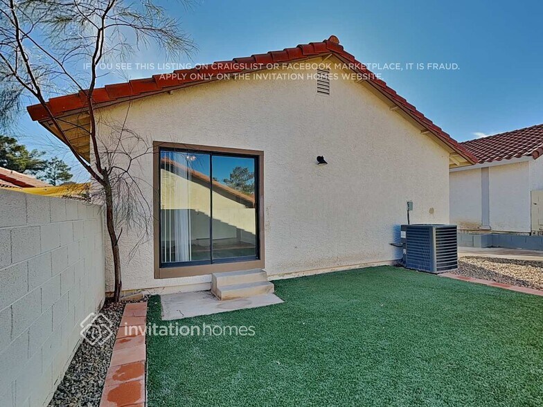 Building Photo - 8428 Mulcahy Ave